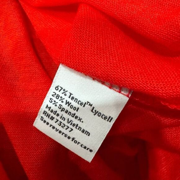 Nine West long sleeve top size medium - Picture 8 of 8